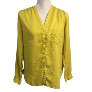 Gap Blouse V-Neck yellow Long Sleeve Button up Sheer Women's Size Medium